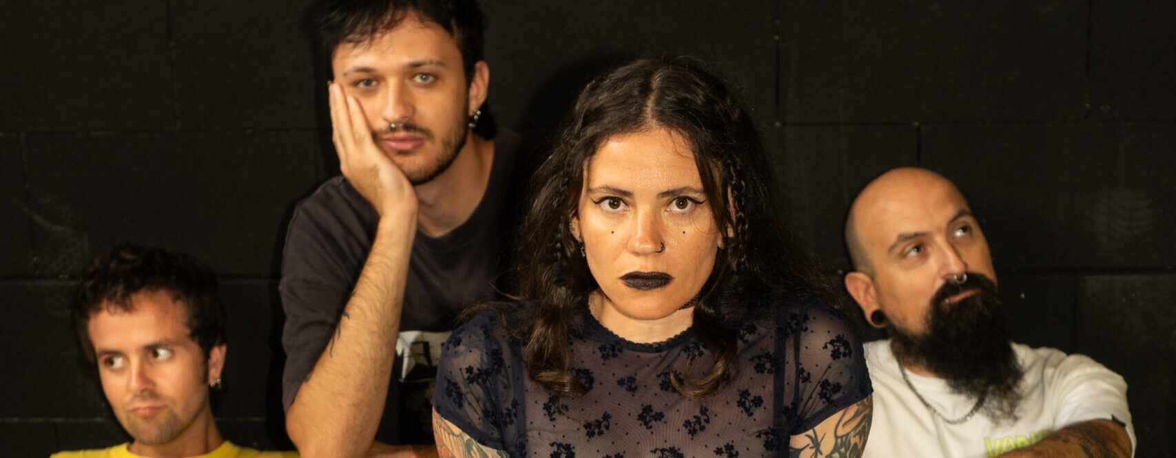Shoegaze Sunday: Fragile Animals + SlowKiss + Crashing